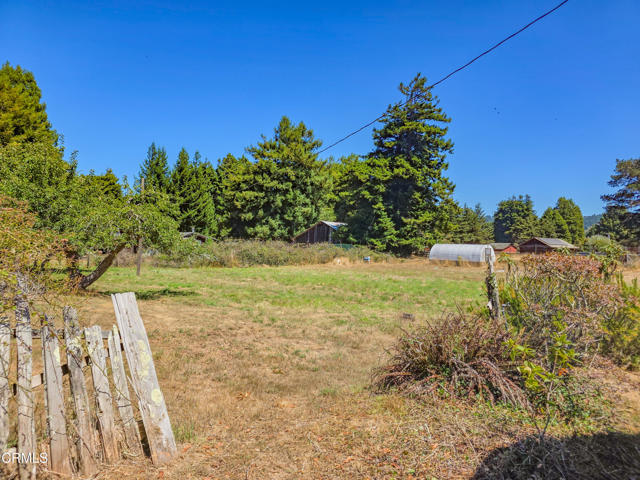 Detail Gallery Image 14 of 31 For 21601 Hellman Ln, Fort Bragg,  CA 95437 - 3 Beds | 1 Baths