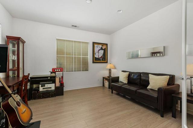 461 Paseo Del Corazon, Palm Desert CA: https://media.crmls.org/mediaz/95976a4f-8282-4e43-9c9f-8bb665fc2620.jpg