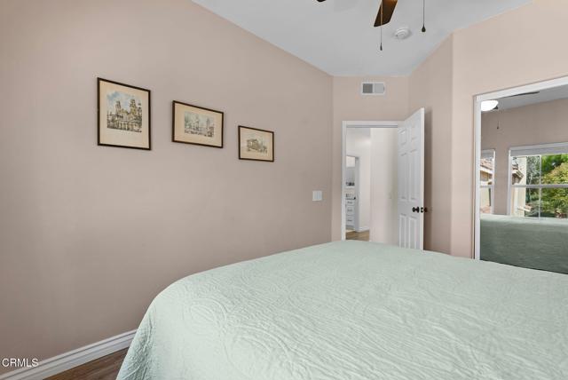 Detail Gallery Image 34 of 55 For 596 Fenwick Way #C,  Simi Valley,  CA 93065 - 3 Beds | 2/1 Baths