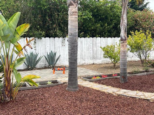 140 Suburbia Avenue, Santa Cruz CA: https://media.crmls.org/mediaz/9598b3b4-0d6c-4aa3-9702-660e85b91504.jpg