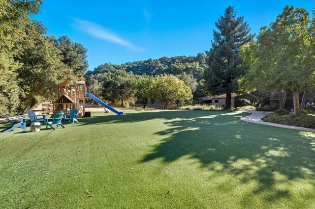 27464 Altamont Road, Los Altos Hills CA: https://media.crmls.org/mediaz/959927c9-95f2-45eb-9f2a-f646e9ba762b.jpg