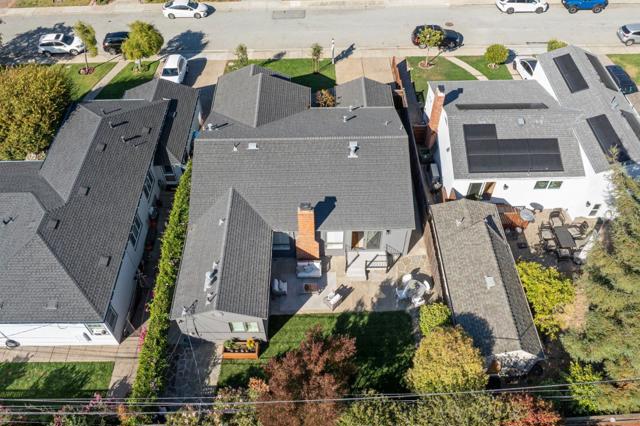 1549 Eastmoor Road, Burlingame CA: https://media.crmls.org/mediaz/959c7ded-28d8-4f80-9f06-8060b3115135.jpg
