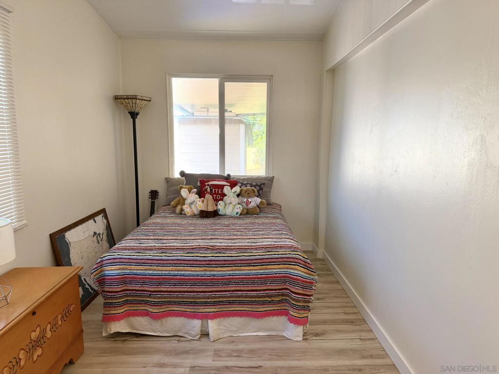6460 Convoy Ct - photo 15