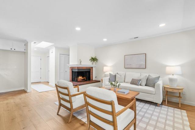 6101 Sheraton Place, Aptos CA: https://media.crmls.org/mediaz/959da641-aafb-468f-bd7f-91bfabe8b2ad.jpg