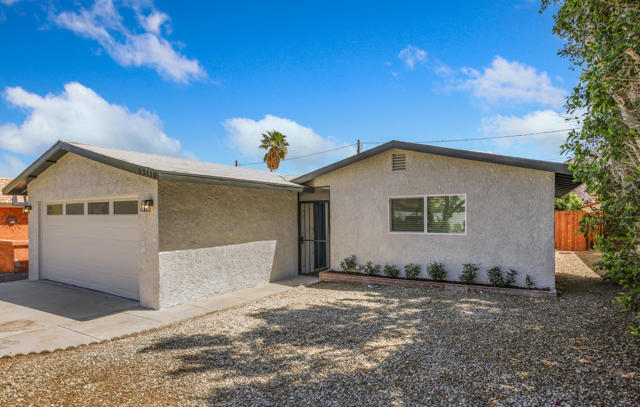 53110 Avenida Ramirez, La Quinta CA: https://media.crmls.org/mediaz/959dad9c-715e-4361-b00f-963f32f836f9.jpg