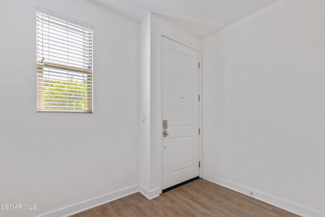89 Jensen Court, Thousand Oaks CA: https://media.crmls.org/mediaz/959df18e-35c6-40ad-8989-c322efa88226.jpg