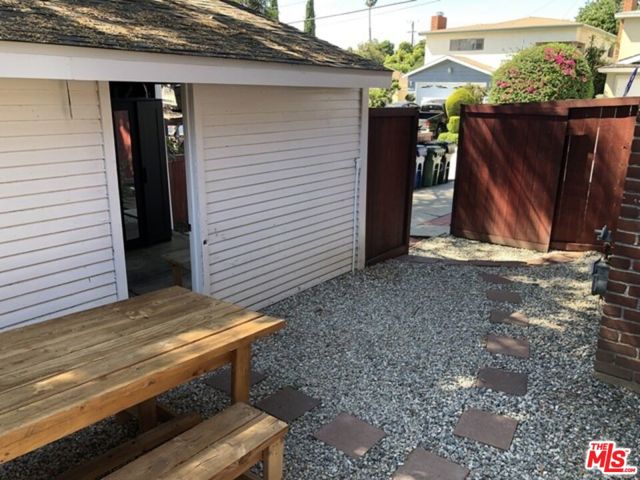 710 Stepney Street, Inglewood CA: https://media.crmls.org/mediaz/959e1869-1404-4c10-9112-2a7e5781af32.jpg
