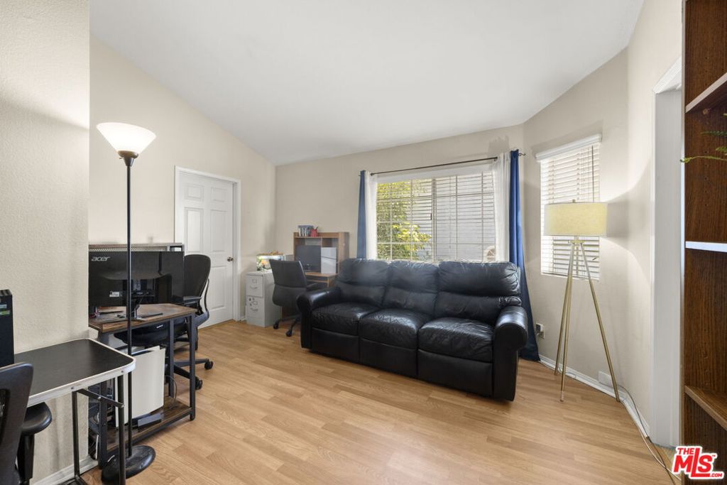 959E6Bec 873A 4Cbe 8234 C1D890E98870 18987 Gault Street, Reseda, Ca 91335 &Lt;Span Style='BackgroundColor:transparent;Padding:0Px;'&Gt; &Lt;Small&Gt; &Lt;I&Gt; &Lt;/I&Gt; &Lt;/Small&Gt;&Lt;/Span&Gt;