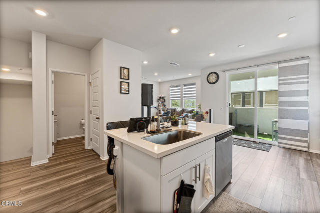 Detail Gallery Image 7 of 27 For 1736 Cayton Loop, West Covina,  CA 91790 - 2 Beds | 2/1 Baths