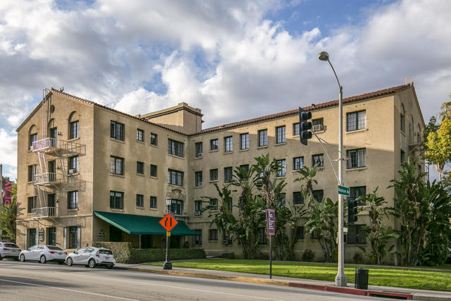 85 N Madison Ave #26, Pasadena, CA 91101