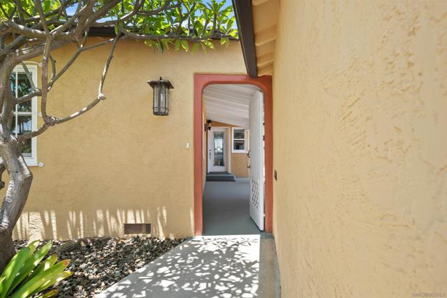4532 Max Dr., San Diego CA: https://media.crmls.org/mediaz/95a1ce99-b52e-46f3-9f06-0f9dc024b586.jpg