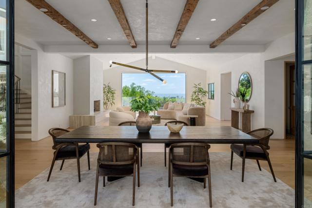 6260 Waverly Avenue, La Jolla CA: https://media.crmls.org/mediaz/95a273f6-de44-40b8-934e-d36d5680cc82.jpg