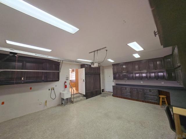 68 E Bonita Rd, Chula Vista CA: https://media.crmls.org/mediaz/95a283d5-4764-4df4-aa94-063bafb5e8a2.jpg