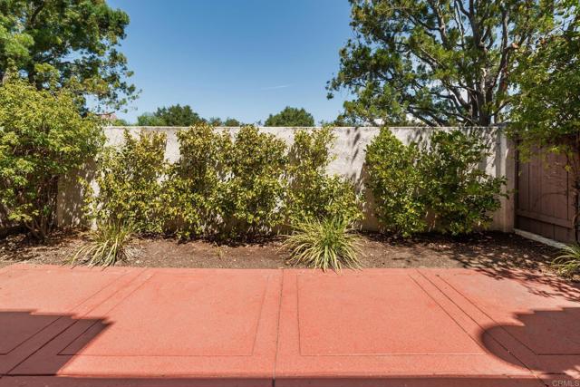 1860 Matin Circle, San Marcos CA: https://media.crmls.org/mediaz/95a32b5b-d5ab-461e-9833-45c8092a26fb.jpg