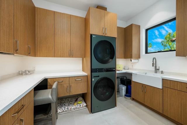 2779 Princess Lane, Palm Springs CA: https://media.crmls.org/mediaz/95a33432-c442-4b95-be81-ec90cf8e1620.jpg