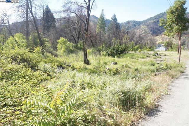 101 River Acres, Junction City CA: https://media.crmls.org/mediaz/95a35999-b30b-4ed4-9a42-cd5b3a2a5b0a.jpg