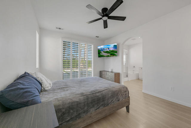 43820 Cape Cod Court, Indio CA: https://media.crmls.org/mediaz/95a3a8d6-3260-4241-bbaa-5138de654dd2.jpg