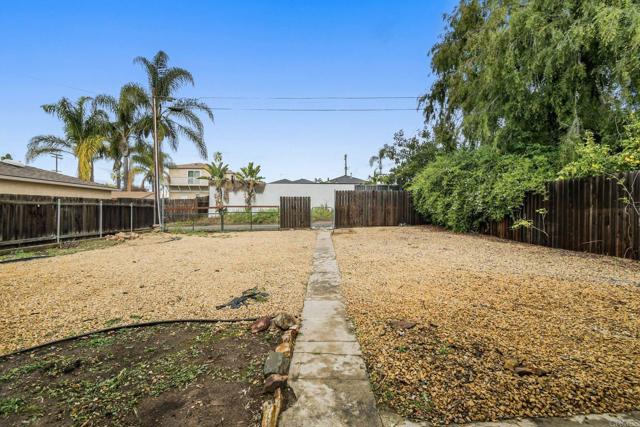 Detail Gallery Image 17 of 20 For 8860 Madison Ave, La Mesa,  CA 91941 - 3 Beds | 1 Baths