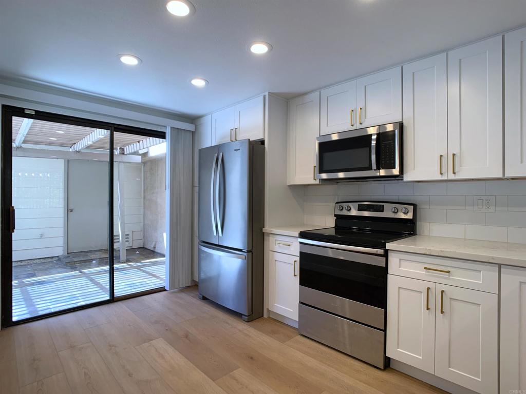 10473 Crosscreek Terrace - photo 7