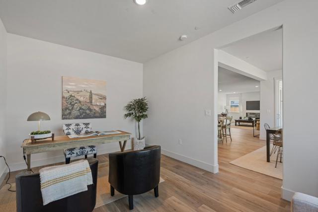 191 Scarlett Way, Hollister CA: https://media.crmls.org/mediaz/95a6b224-6b74-4819-826c-031b267f7331.jpg
