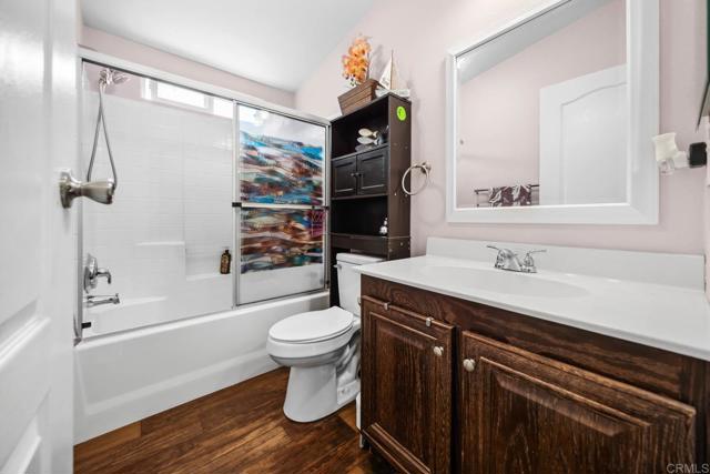 402 63Rd Street, San Diego CA: https://media.crmls.org/mediaz/95a92b75-fc80-4910-8e93-a6d4cb000894.jpg