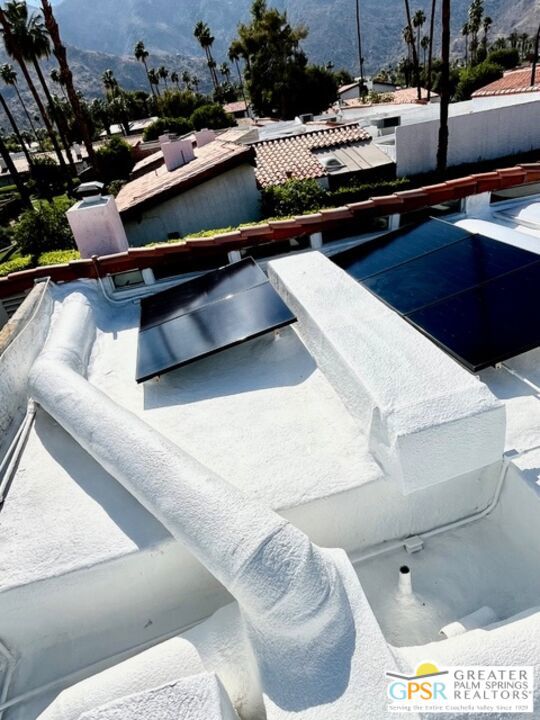 1311 N Primavera Drive, Palm Springs CA: https://media.crmls.org/mediaz/95a99205-e945-4c1e-adec-61e5d188c28b.jpg