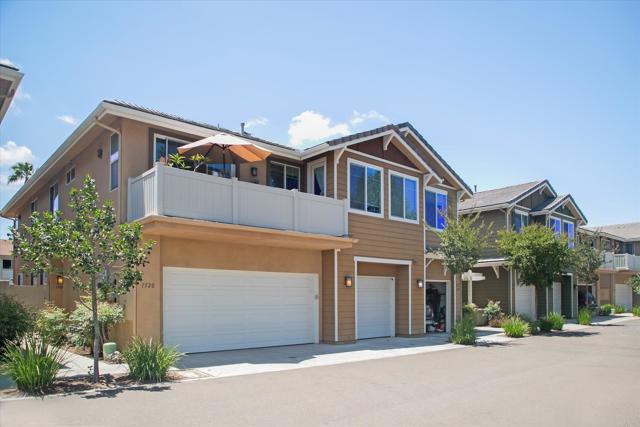 Detail Gallery Image 1 of 1 For 1320 Shoshone Falls Dr, Ramona,  CA 92065 - 3 Beds | 3 Baths