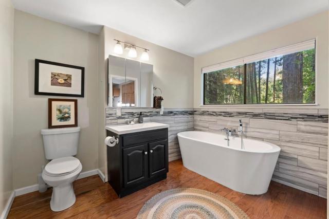 483 Echo Lane, Boulder Creek CA: https://media.crmls.org/mediaz/95abc249-e9c3-4e8e-8585-3c87153718b9.jpg