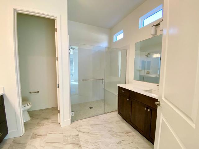 2140 White Oak Drive, Hollister CA: https://media.crmls.org/mediaz/95ac1567-1e8a-43f4-9f40-d1ea8e74165e.jpg