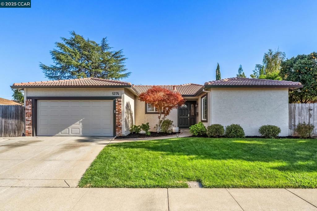 1274 Stephanie Ct