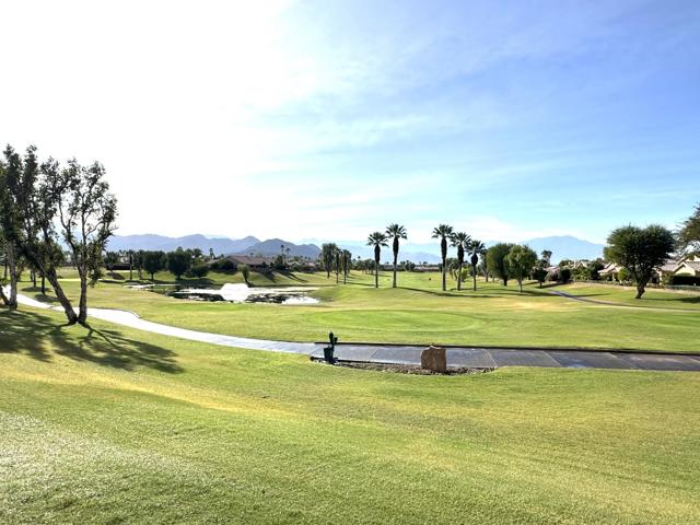 45187 Crystal Springs Drive, Indio CA: https://media.crmls.org/mediaz/95aeec4a-2d5a-4d65-ab64-4997f3e2fa8d.jpg