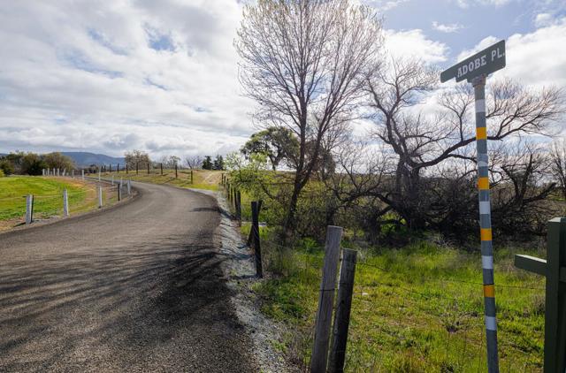 50255 Adobe Place, Bradley CA: https://media.crmls.org/mediaz/95af08fd-5140-49d7-848b-7575e86cbd25.jpg
