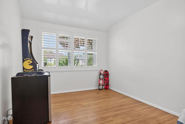 425 Rancho Drive, Ventura CA: https://media.crmls.org/mediaz/95af3303-5880-4ca1-9816-87212ca15b25.jpg