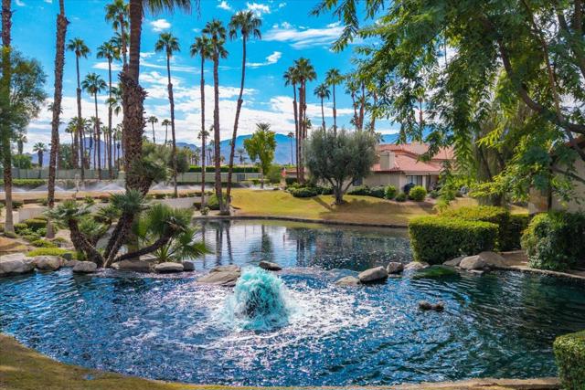 204 Lakecrest Lane, Palm Desert CA: https://media.crmls.org/mediaz/95afd7bd-fb76-4b69-a792-cc6c8d72cc2f.jpg