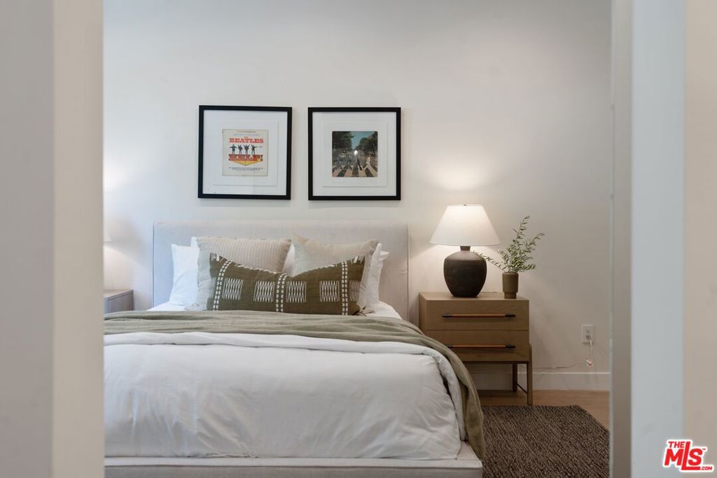 3768 Berry DriveStudio City img 34