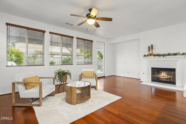 3806 Golden Pond Drive, Camarillo CA: https://media.crmls.org/mediaz/95b0c805-07fa-4409-a446-3528c6de3acc.jpg