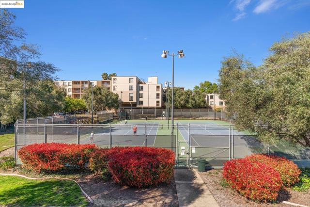 470 N N Civic Drive, Walnut Creek CA: https://media.crmls.org/mediaz/95b135a2-ed8e-4a2f-b0be-2a60168f4c76.jpg