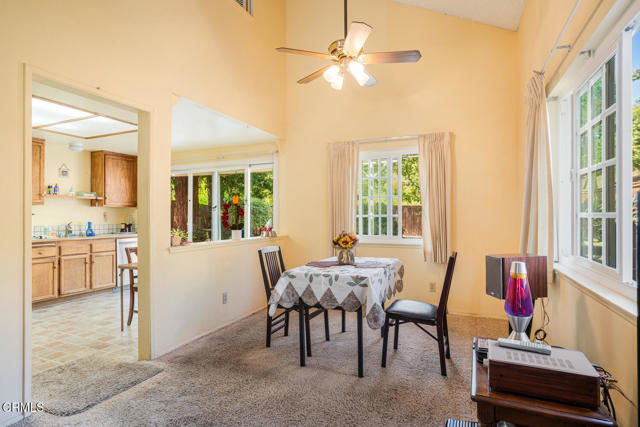 Detail Gallery Image 15 of 26 For 6909 Pala Mesa Dr, Oak Park,  CA 91377 - 4 Beds | 3 Baths