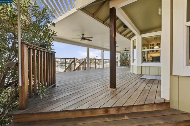 1963 Windward Pt, Discovery Bay CA: https://media.crmls.org/mediaz/95b1623f-5ba7-4021-b10f-bc743bd7454c.jpg