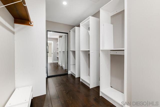 1080 Landavo Rancho Rd, Escondido CA: https://media.crmls.org/mediaz/95b22064-8d5c-4fc7-ac44-6e77040aae41.jpg
