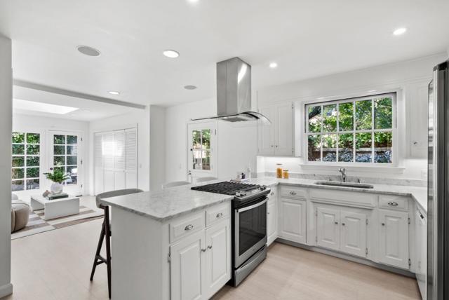 Image 7 of 50 For 345 Tennyson Avenue