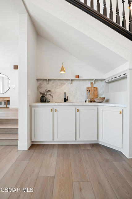 4212 Par Five Drive, Westlake Village CA: https://media.crmls.org/mediaz/95b4005a-3661-44ea-a4bb-1ef3b393066e.jpg