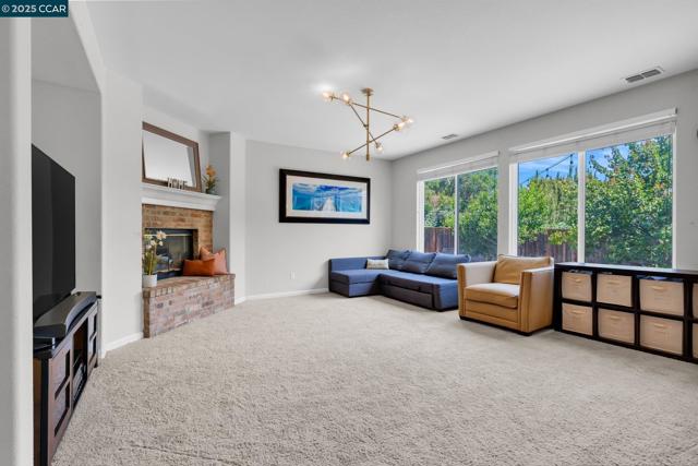 1731 Palmer Dr, Concord CA: https://media.crmls.org/mediaz/95b481be-c794-48d4-86ae-b45879e60530.jpg