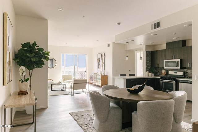 Detail Gallery Image 24 of 73 For 124 W Colorado St #302,  Glendale,  CA 91204 - 2 Beds | 2 Baths