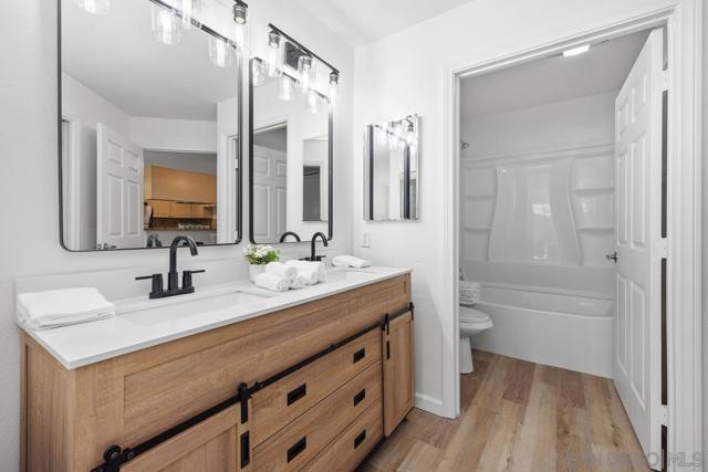 10076 Maya Linda Road, San Diego CA: https://media.crmls.org/mediaz/95b52c57-16b8-4db9-9677-4c86a996737b.jpg