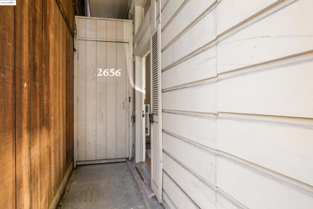 2654 Bush St, San Francisco CA: https://media.crmls.org/mediaz/95b593d9-fe3e-4858-ac79-82c54ee60e9b.jpg
