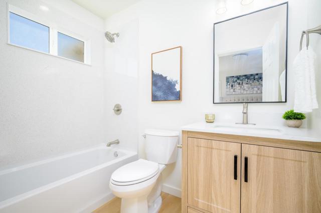 1064 15th Avenue, Redwood City CA: https://media.crmls.org/mediaz/95b59d2e-89bc-4299-828c-38c67f7b69d9.jpg