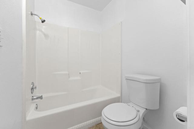 233 N Inez Street, Hemet CA: https://media.crmls.org/mediaz/95b5ebbd-66c9-437f-97a0-9bdbb4d0830c.jpg