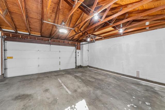 4243 Comet Circle, Union City CA: https://media.crmls.org/mediaz/95b61e6b-ec01-43fb-8dc9-2789535fd691.jpg