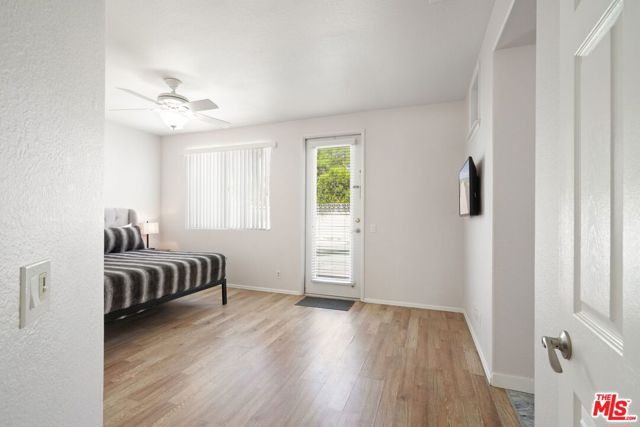 69730 Mccallum Way, Cathedral City CA: https://media.crmls.org/mediaz/95b7e445-870b-42cd-b3c5-f0bafdeb6505.jpg